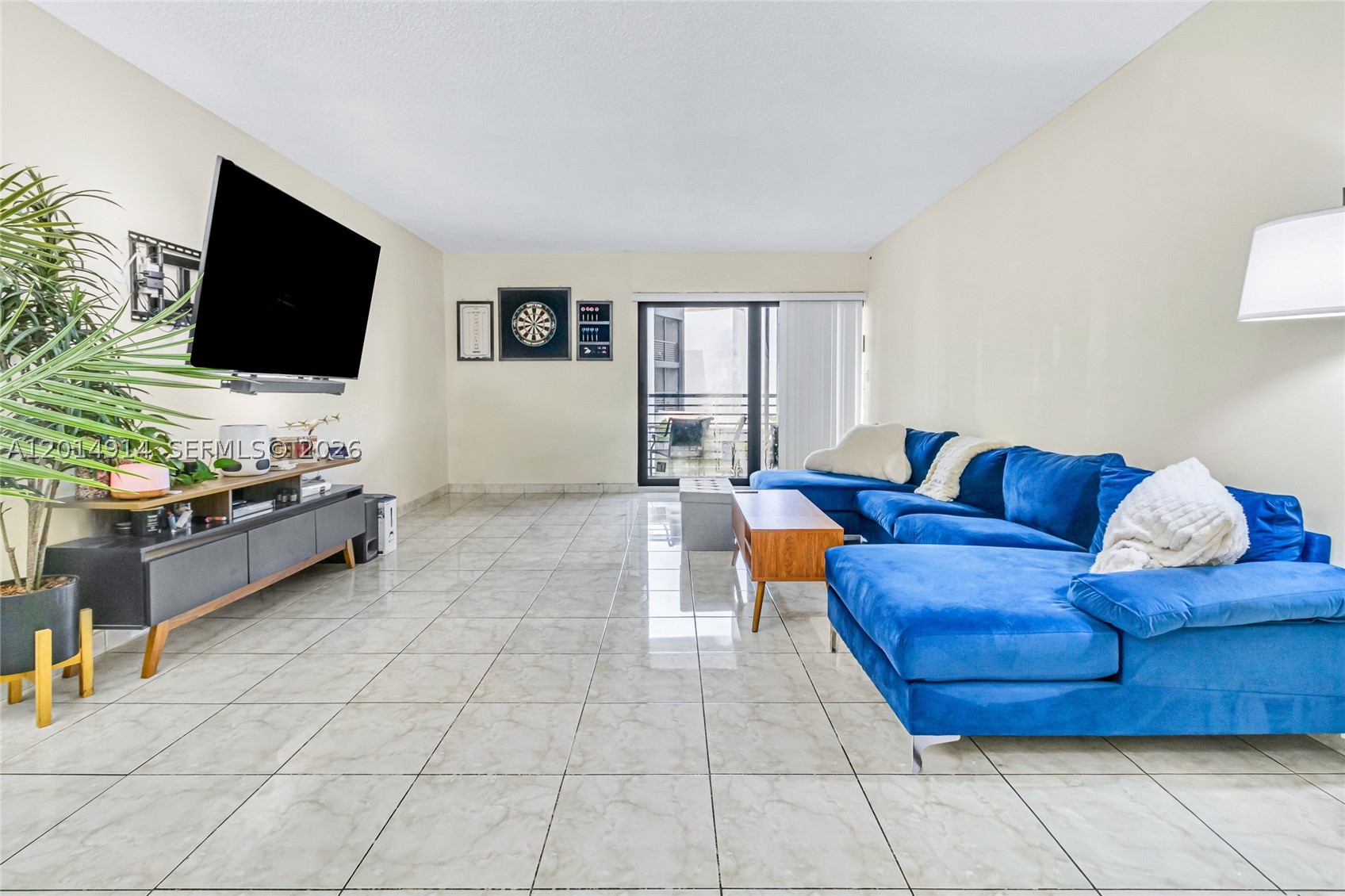 4040 N Hills Dr 20 Property Photo 1