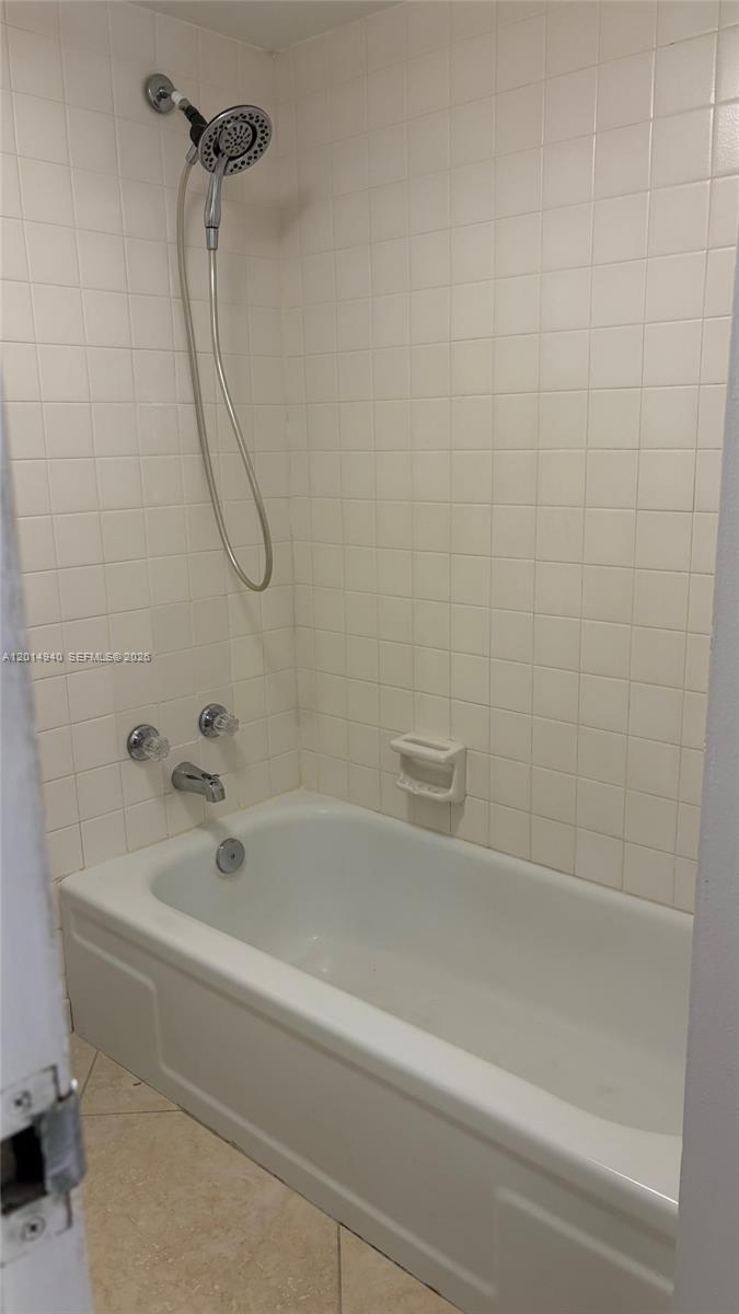 4334 Nw 9th Ave 7-2f Property Photo 9