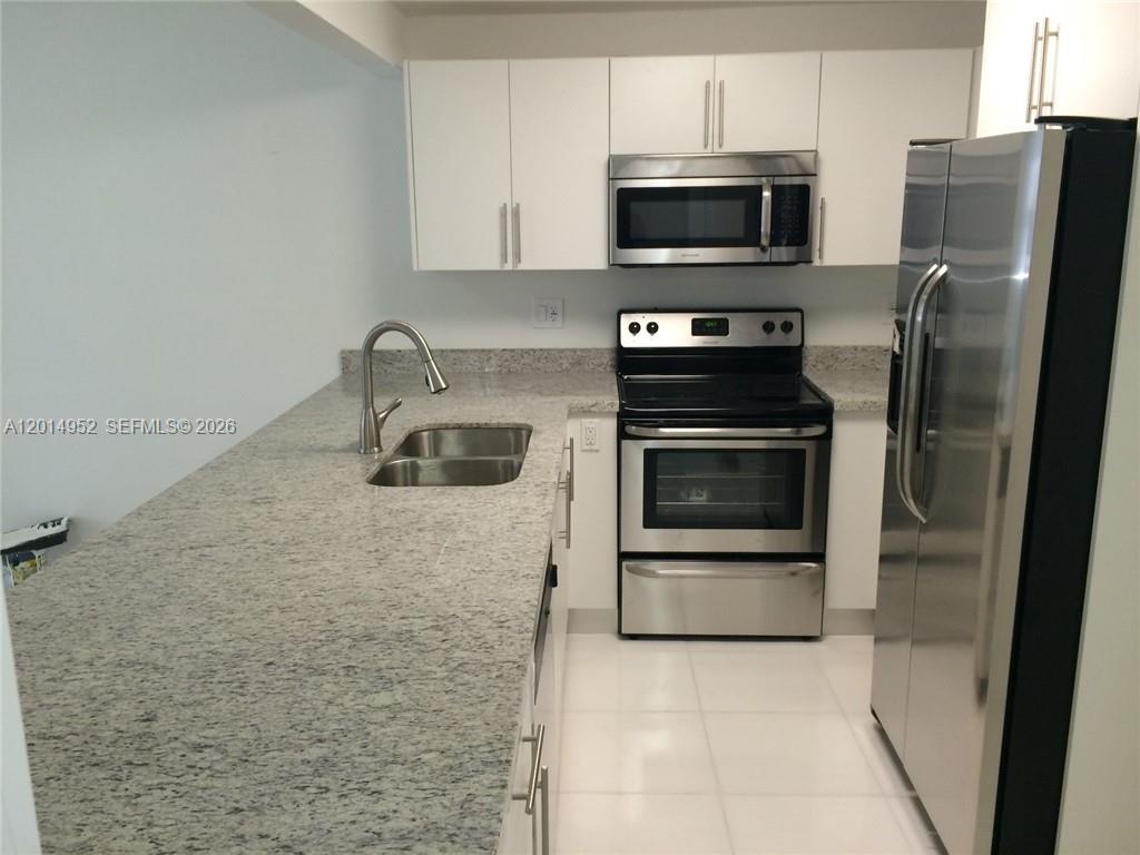 9143 Sw 77 Av B107 Property Photo 5