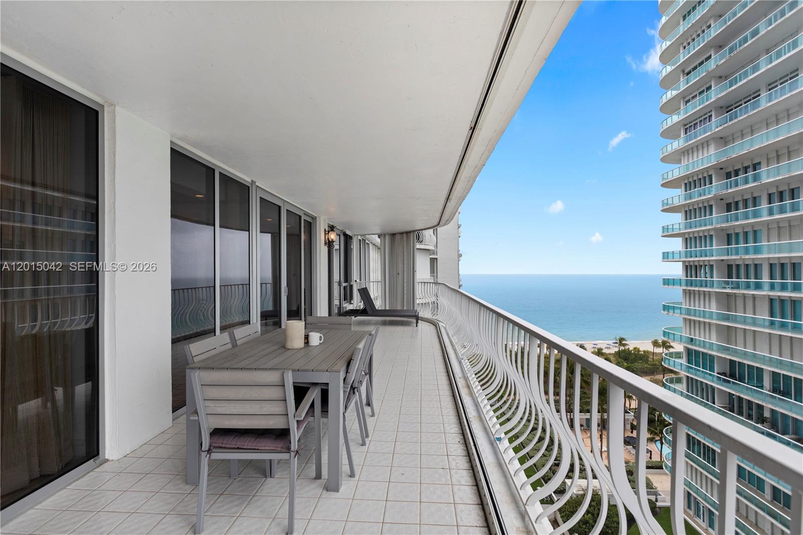 10155 Collins Ave 1105