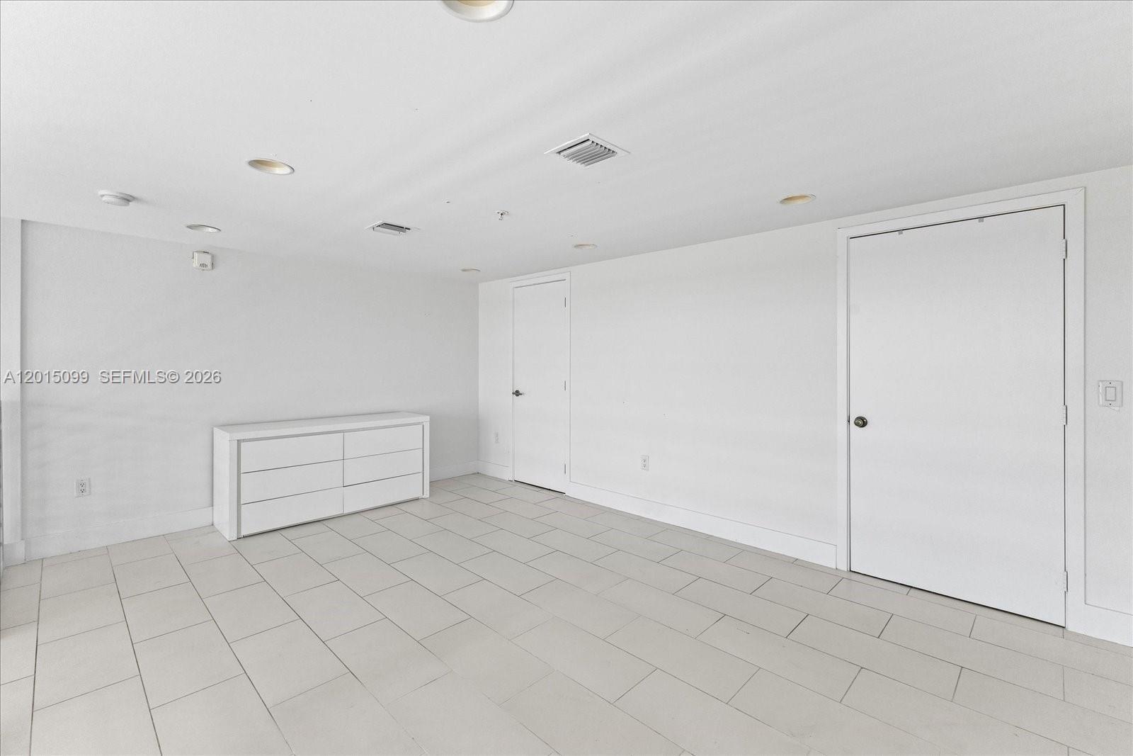 421 Meridian Ave 19 Property Photo 25