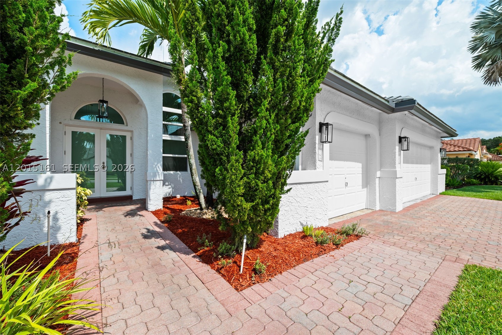 3292 Ridge Trce