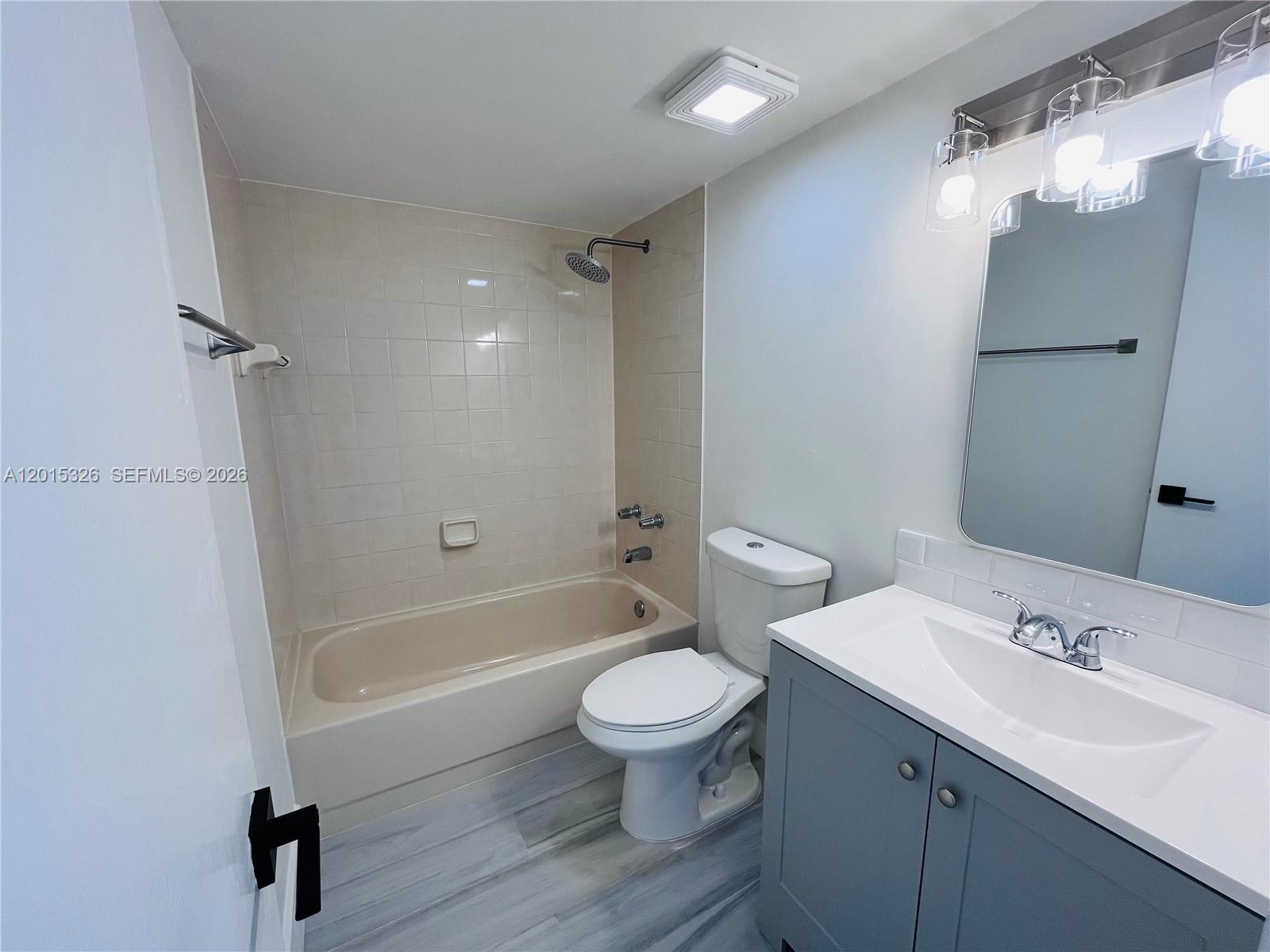 2055 Sw 122nd Ave 507 Property Photo 6