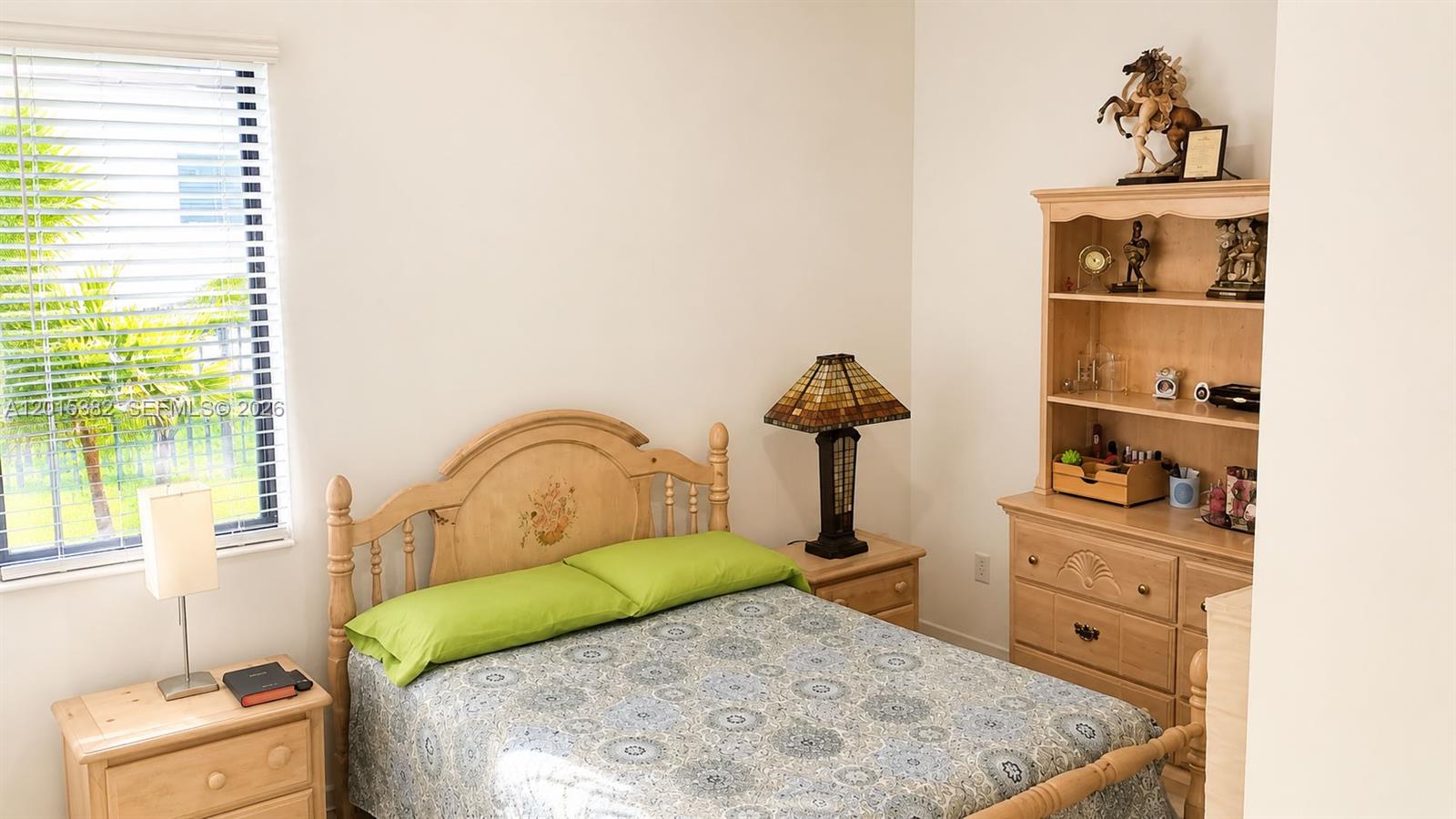 4989 Ofanto Ln Property Photo 10