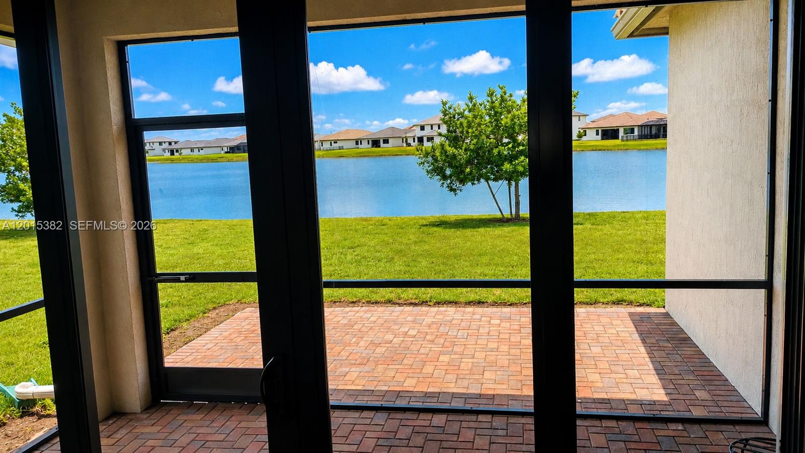 4989 Ofanto Ln Property Photo 13