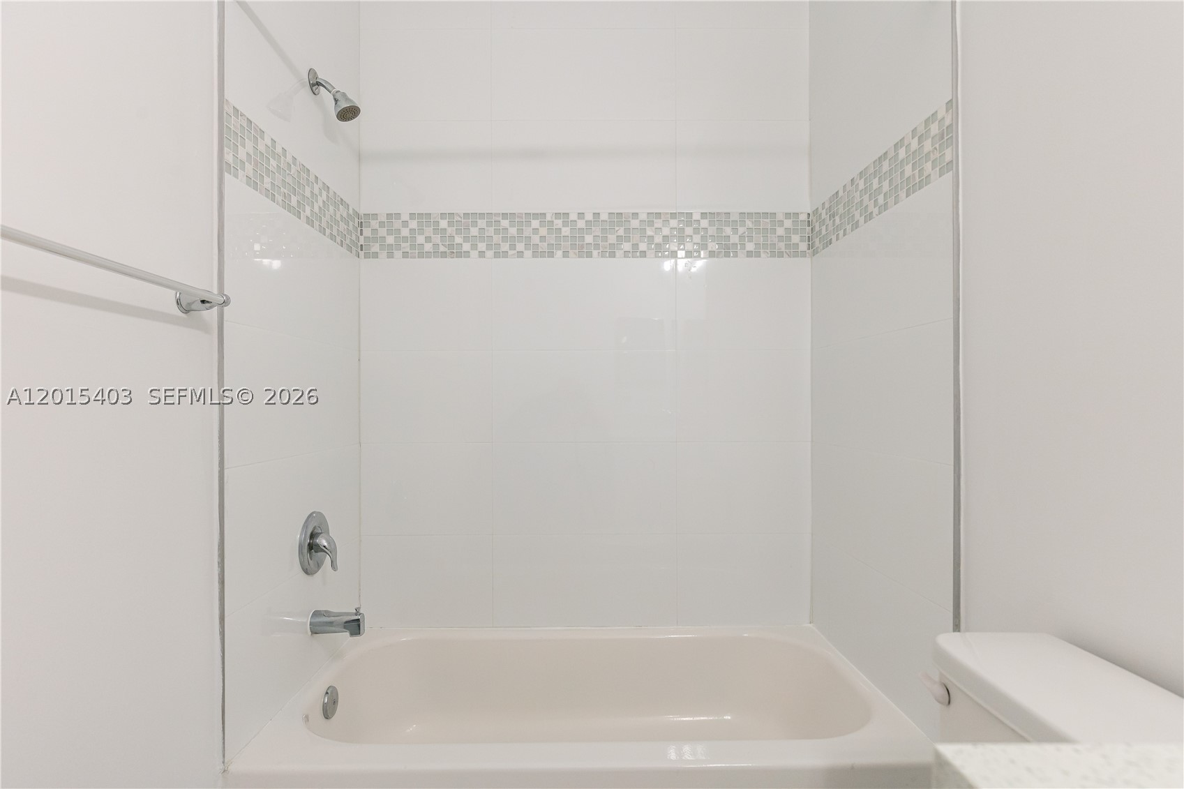 2610 Ne 213th St 103 Property Photo 23