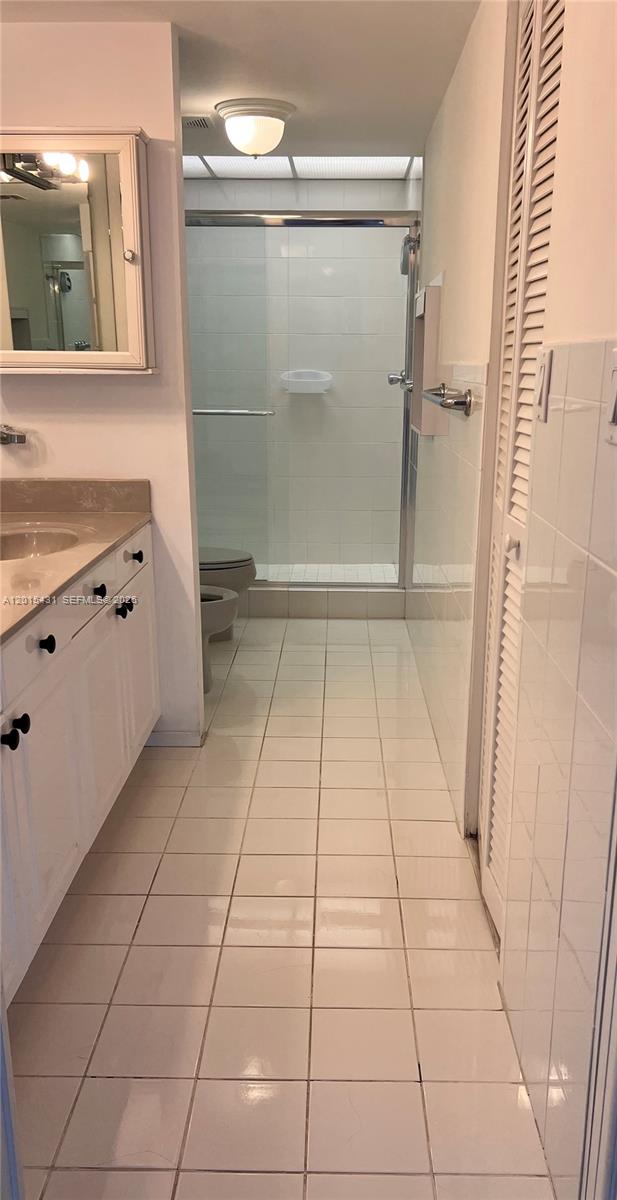 55 Ocean Lane Dr 3030 Property Photo 15
