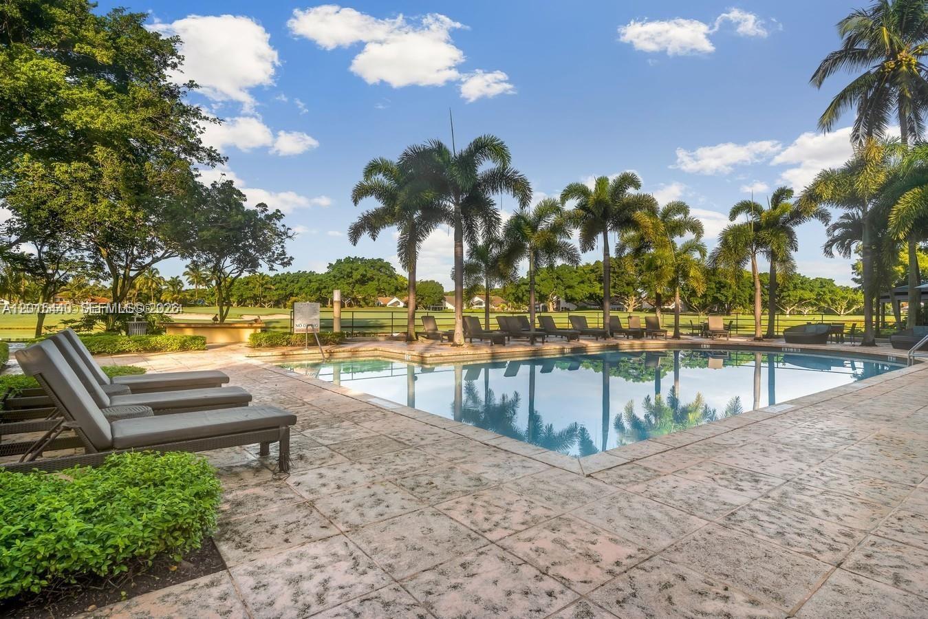 5555 N Military Trl Monaco Property Photo 19