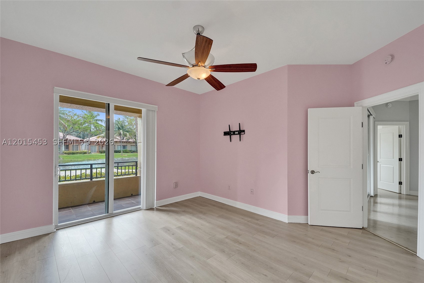 16135 Emerald Estates Dr 166 Property Photo 27
