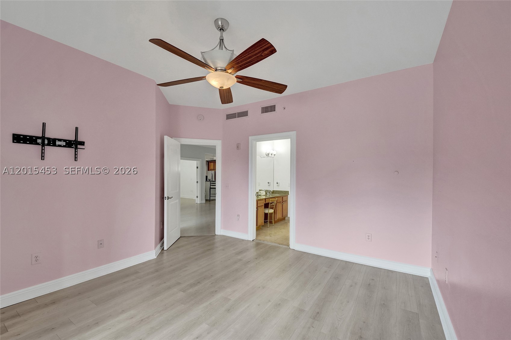 16135 Emerald Estates Dr 166 Property Photo 28