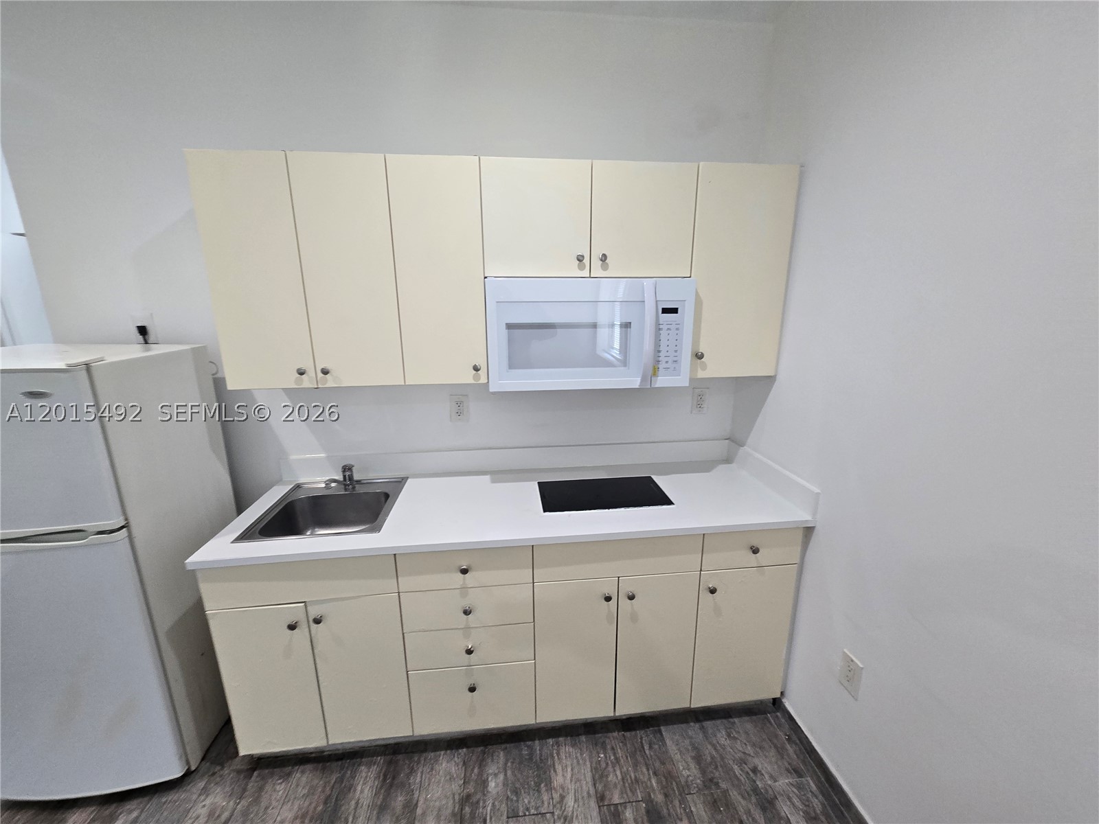 1345 Pennsylvania Ave 2A Property Photo 1