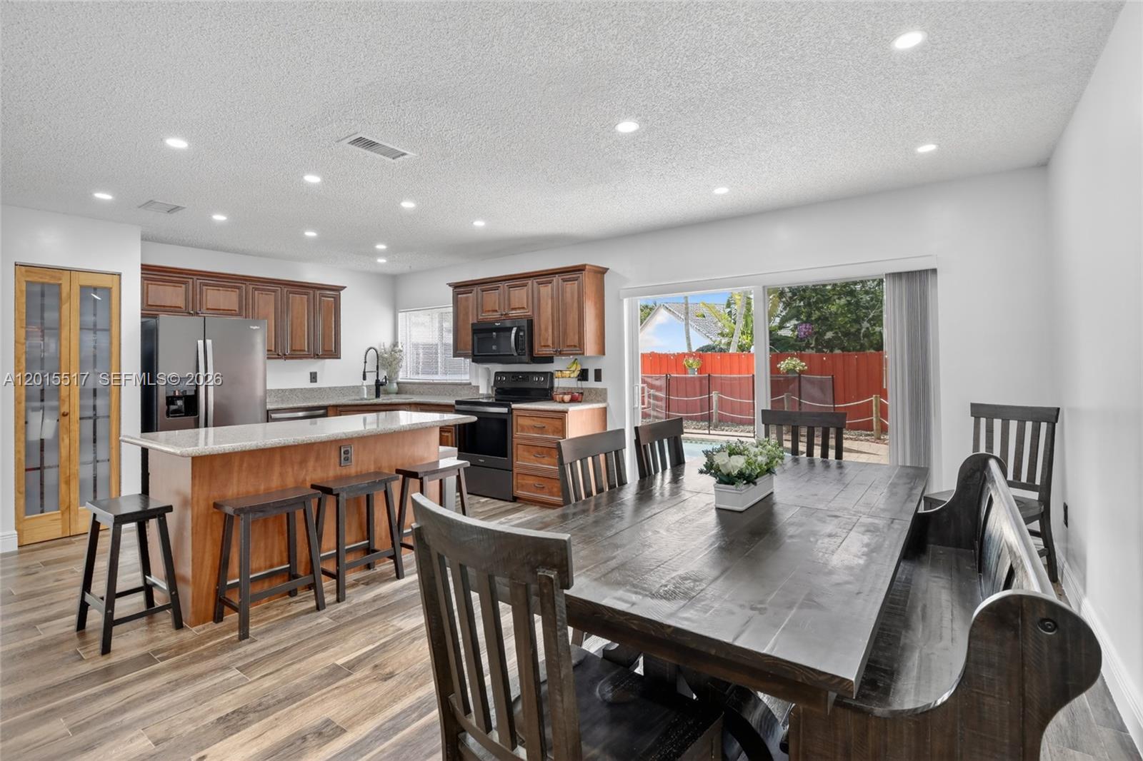 14630 Cedar Creek Pl Property Photo 3