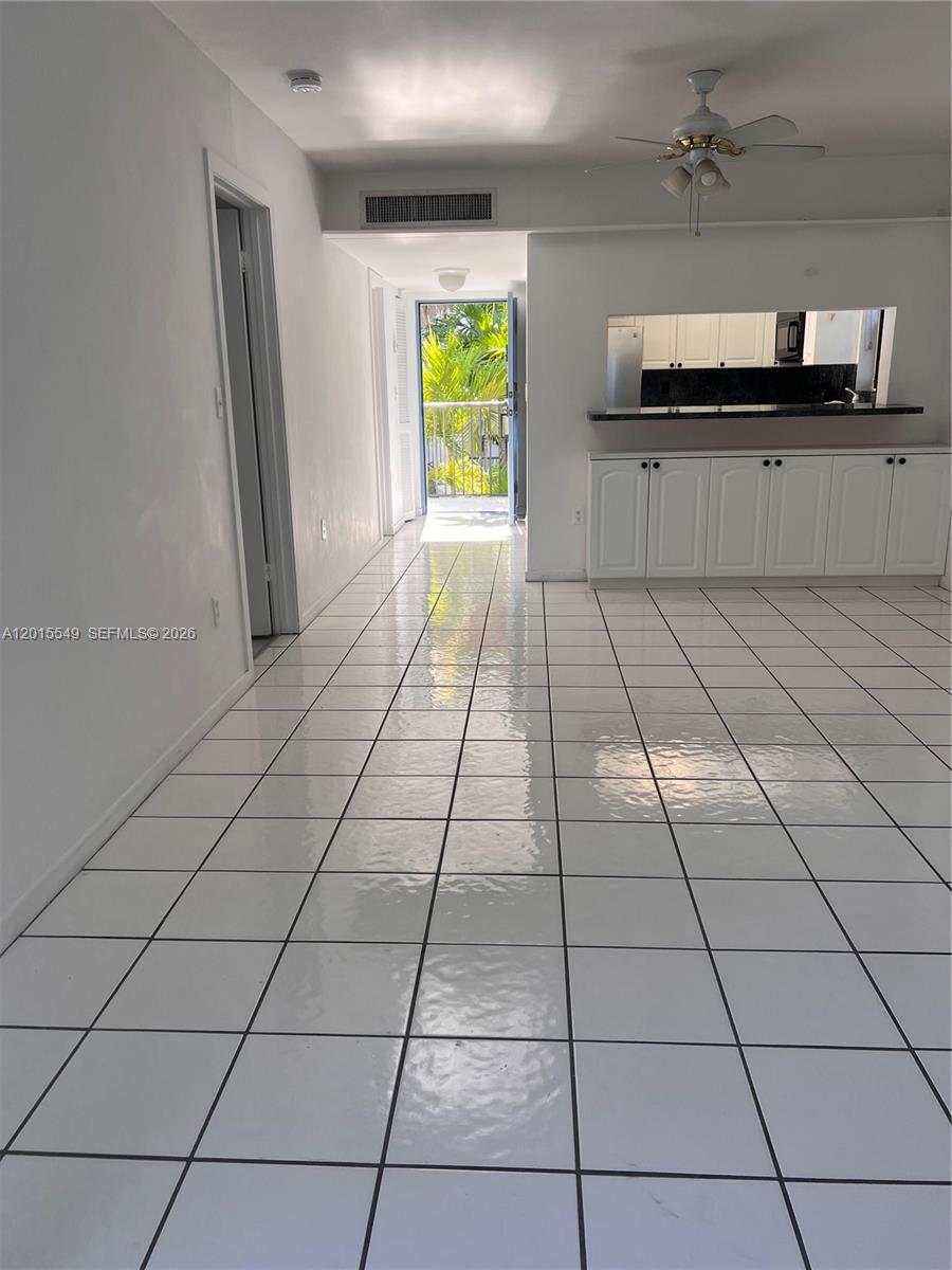 55 Ocean Lane Dr 3030 Property Photo 4