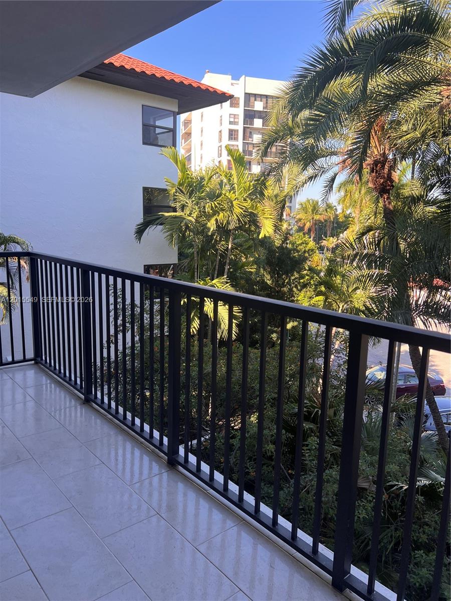 55 Ocean Lane Dr 3030 Property Photo 13