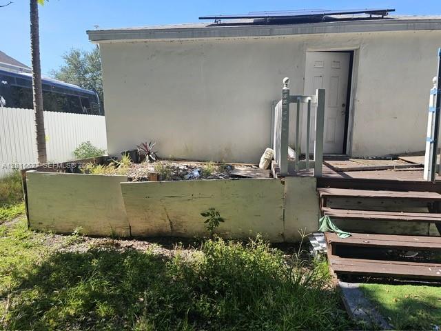 1717 NW 69th St Property Photo 1