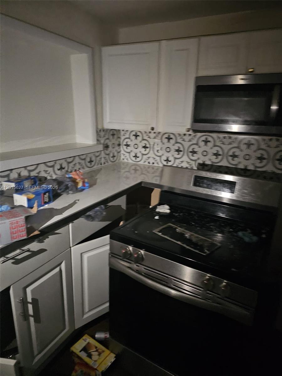 1717 Nw 69th St Property Photo 11