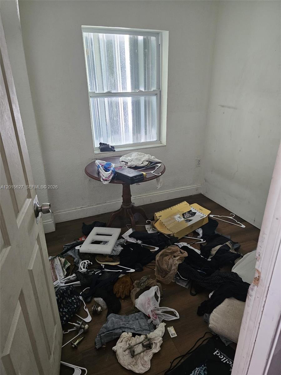 1717 Nw 69th St Property Photo 24