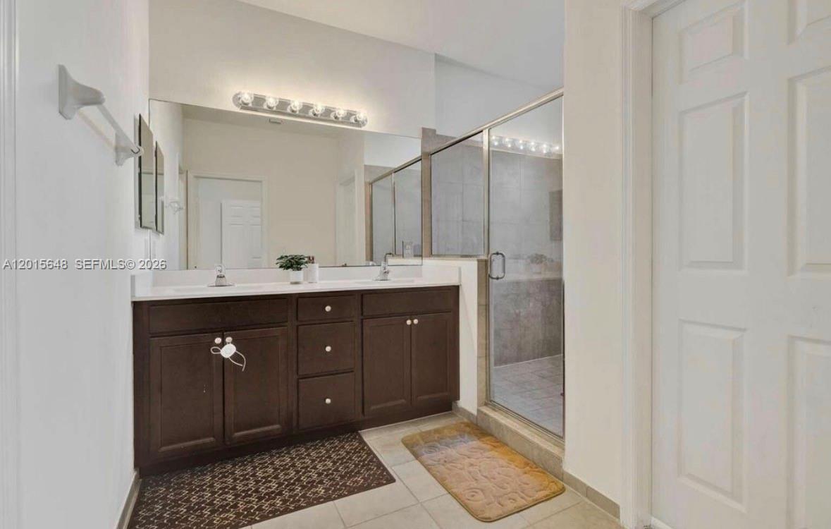 3460 W 103rd Ter Property Photo 31