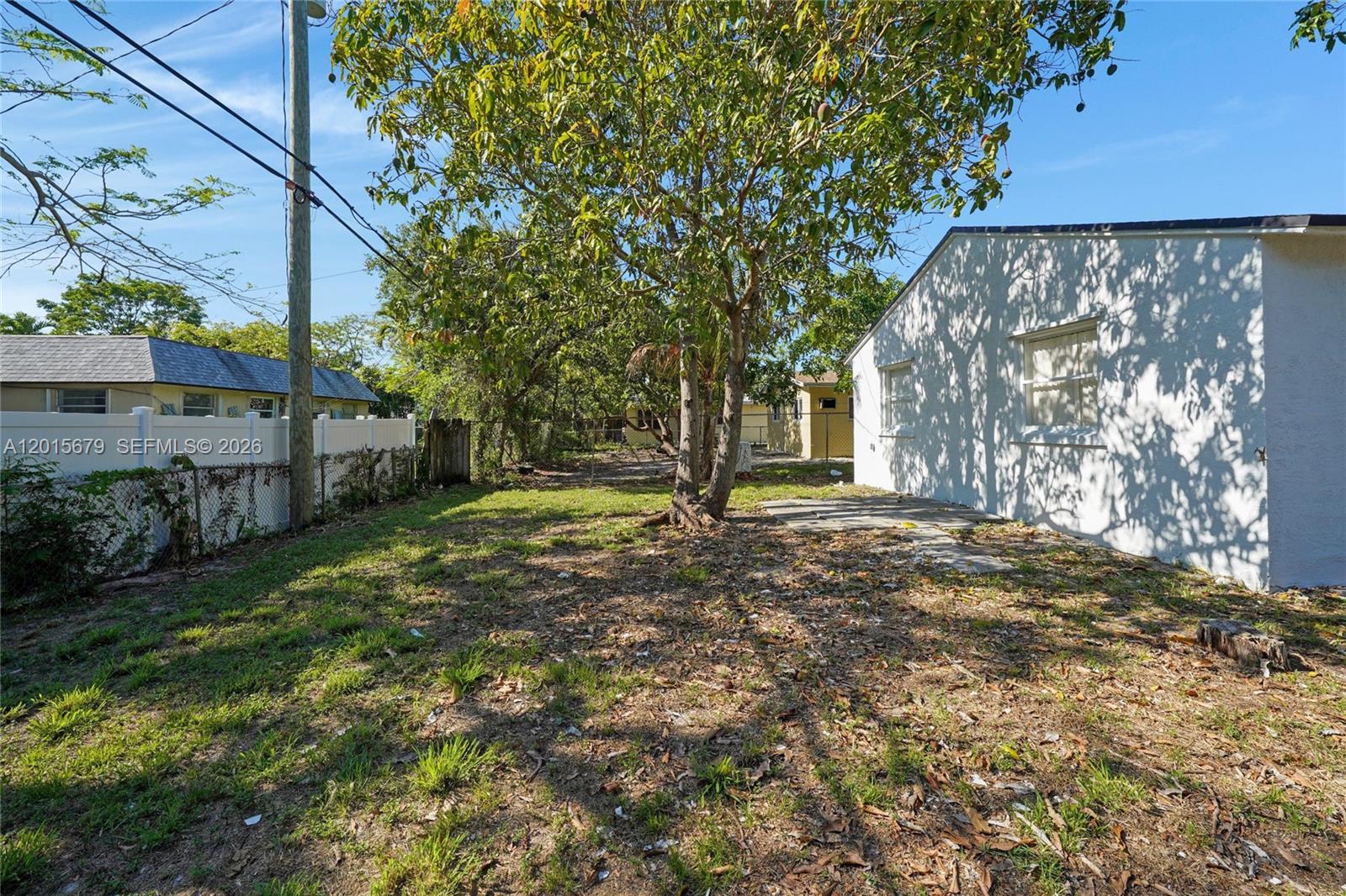 1529 Nw 1st Ave Property Photo 34