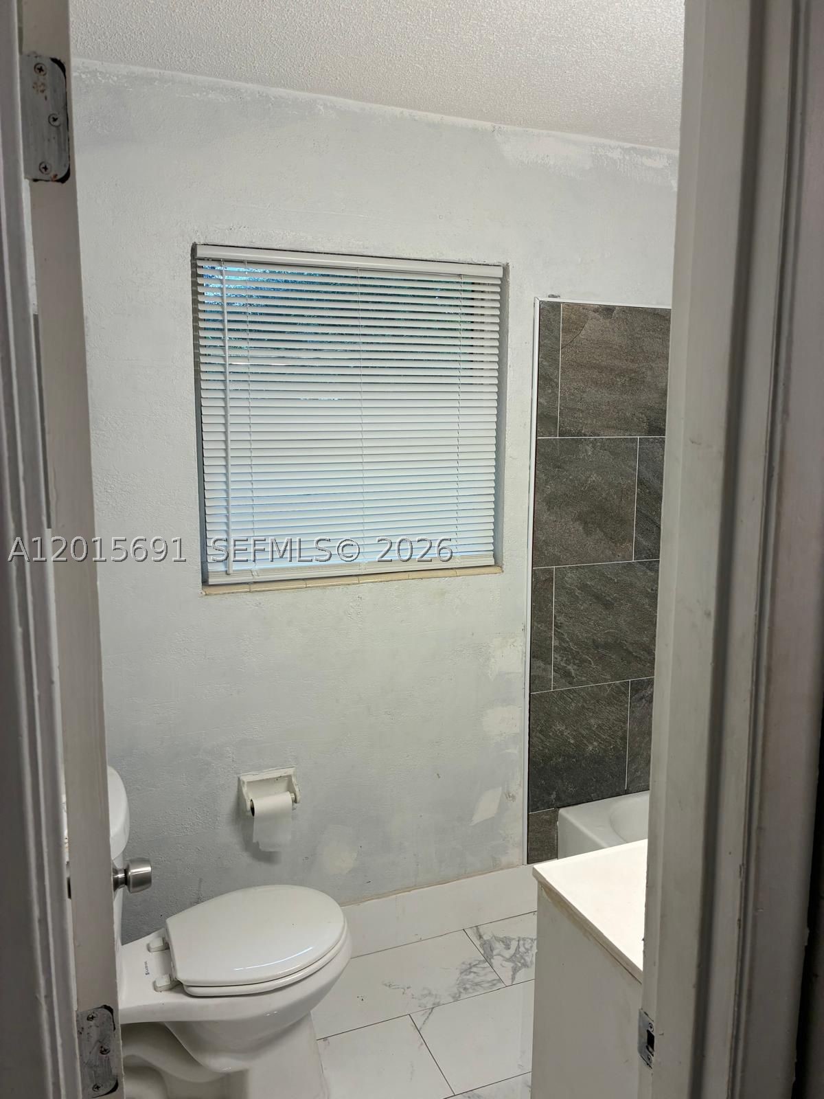 1 St Regis Dr Property Photo 4