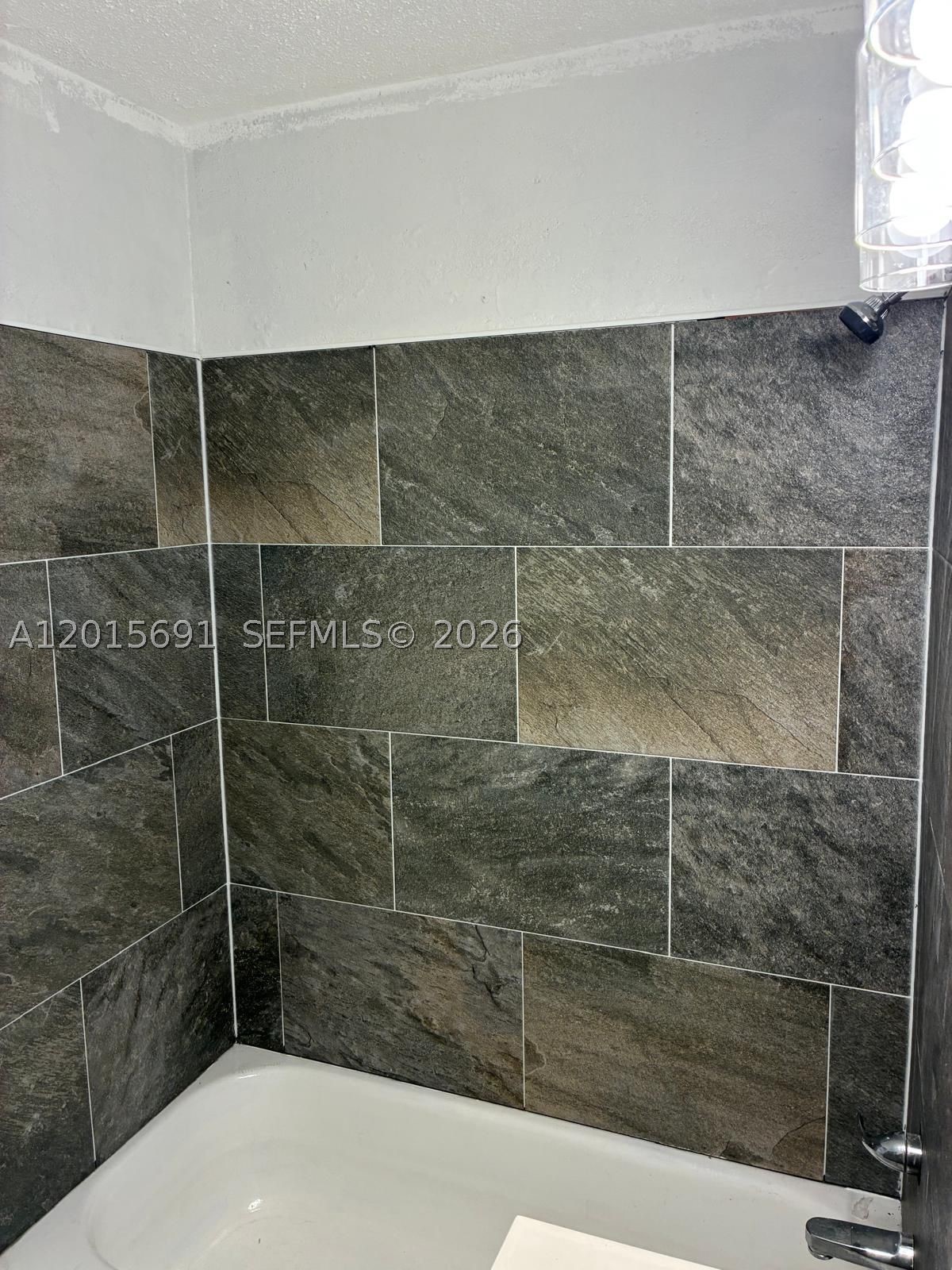 1 St Regis Dr Property Photo 6