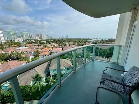 19370 Collins Ave 826 Property Photo 1