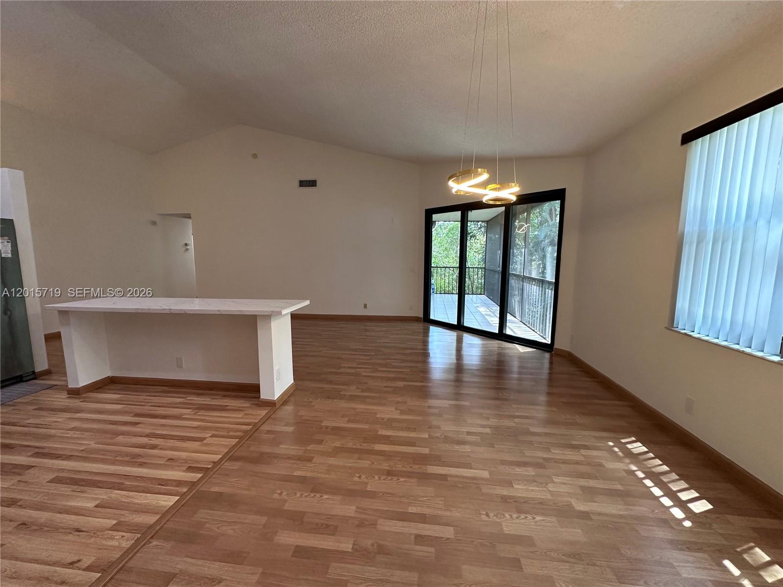 5790 Coach House Cir E Property Photo 11