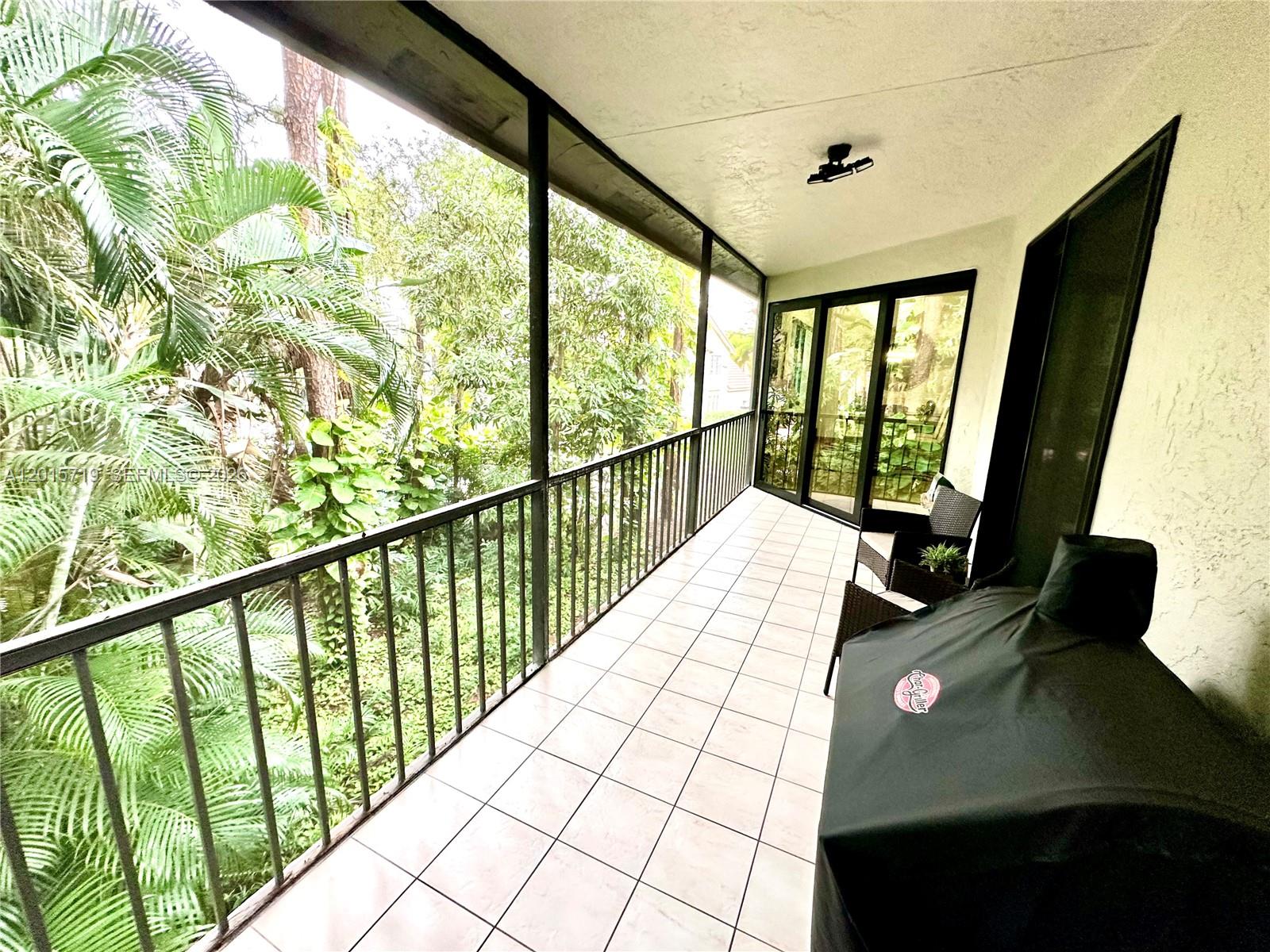 5790 Coach House Cir E Property Photo 21