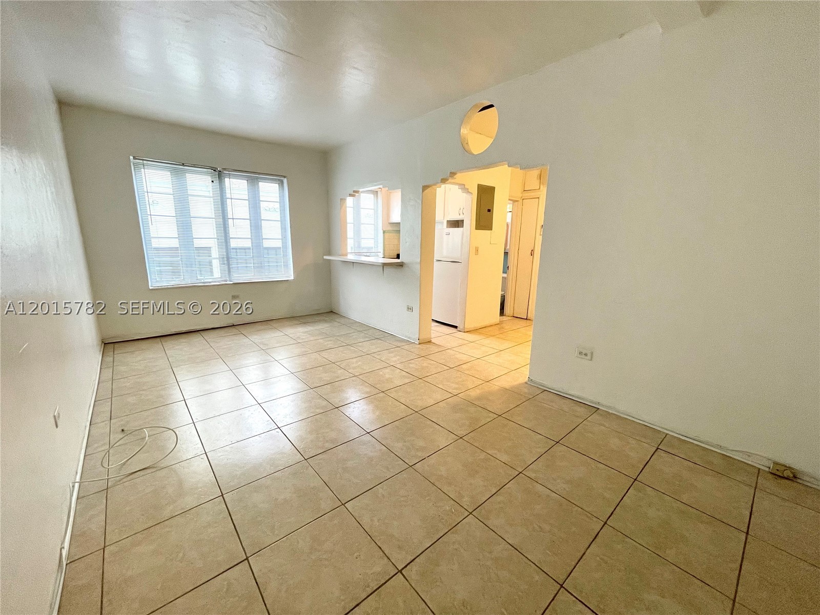 901 Collins Ave 103 Property Photo 1