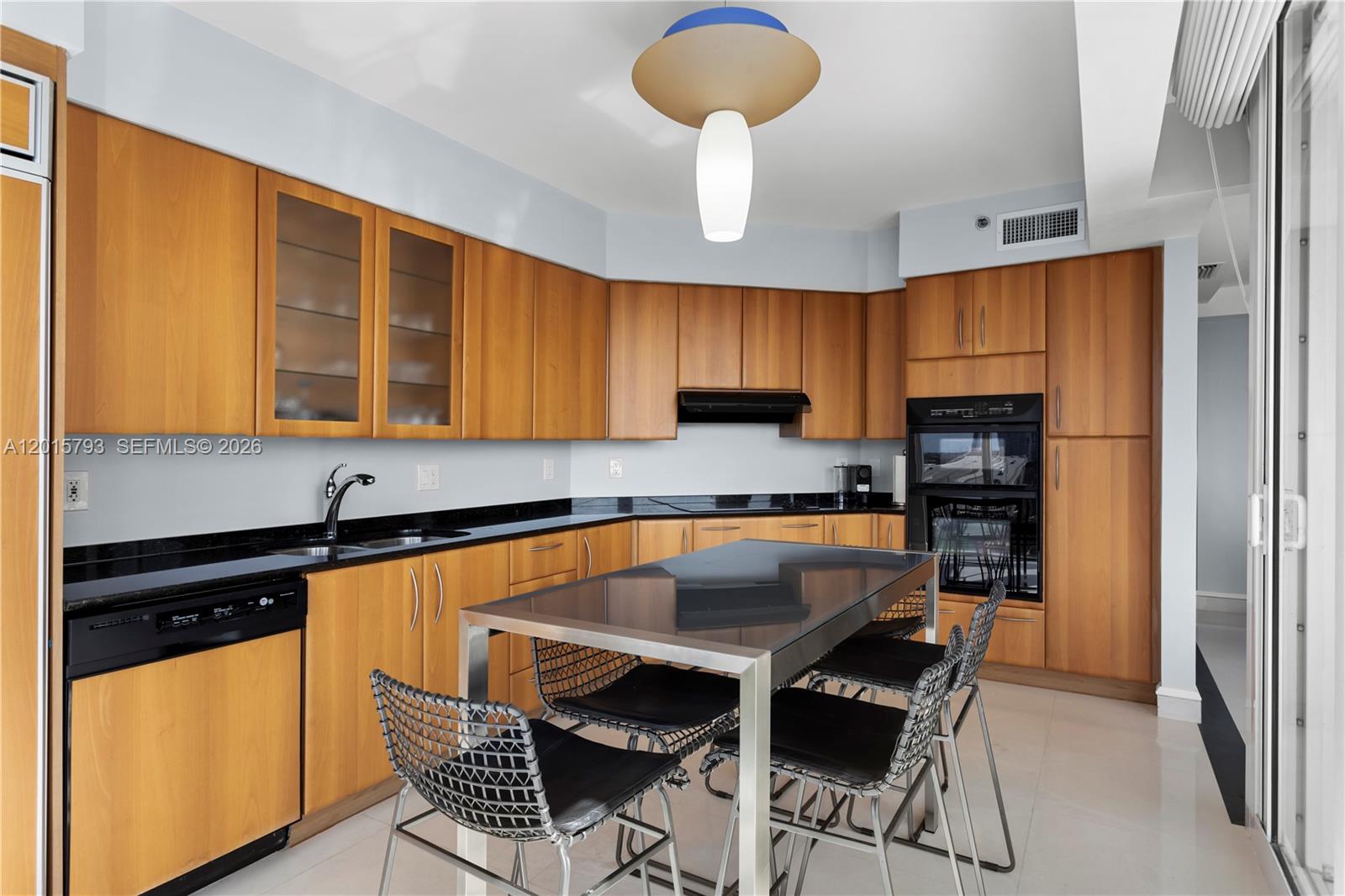 19111 Collins Ave 806 Property Photo 14