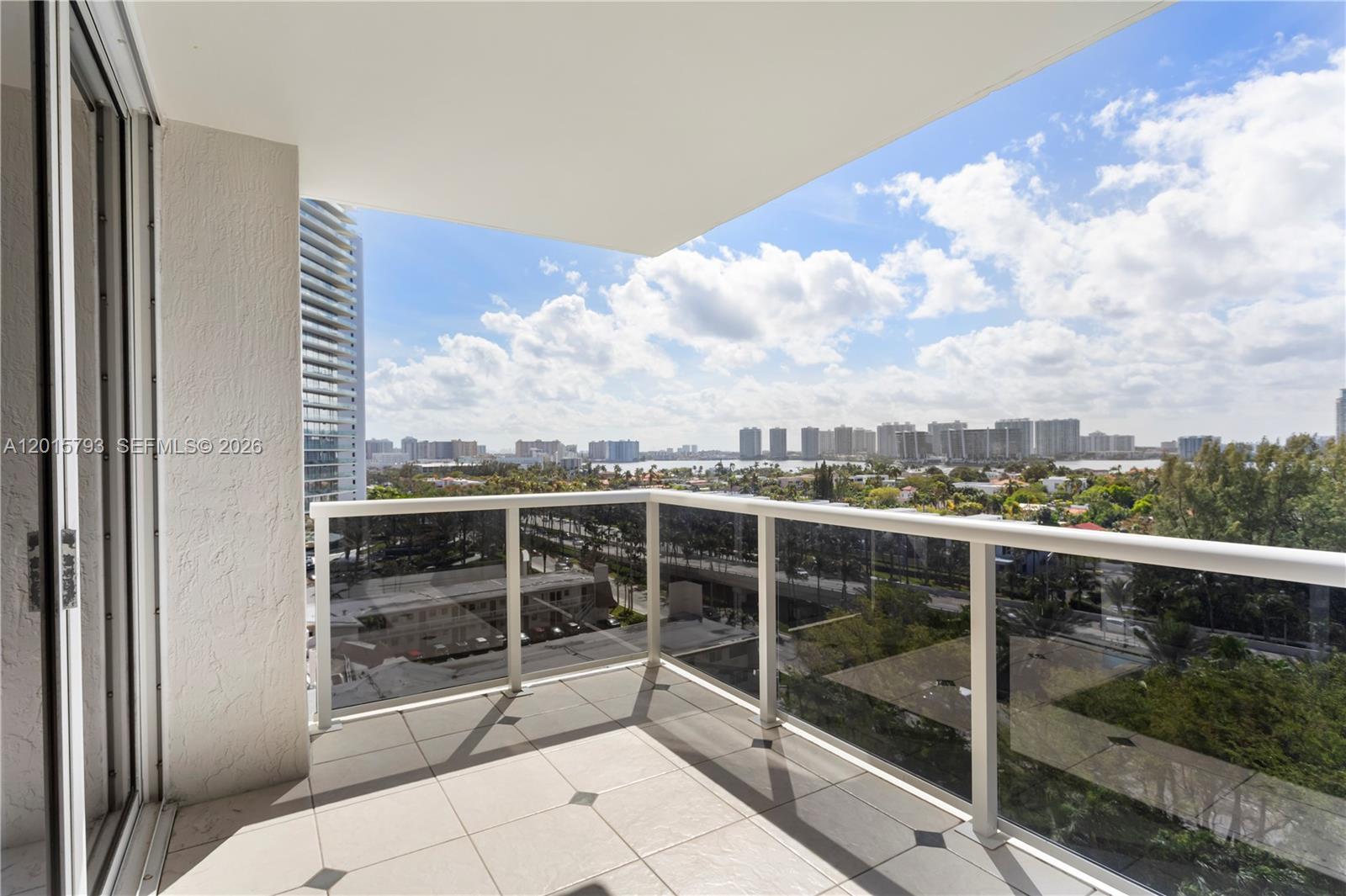 19111 Collins Ave 806 Property Photo 16
