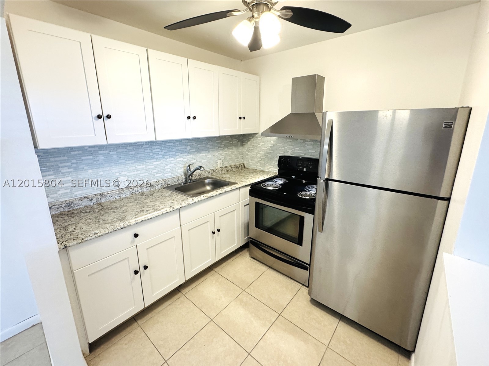 138 Fanshaw D Property Photo 1