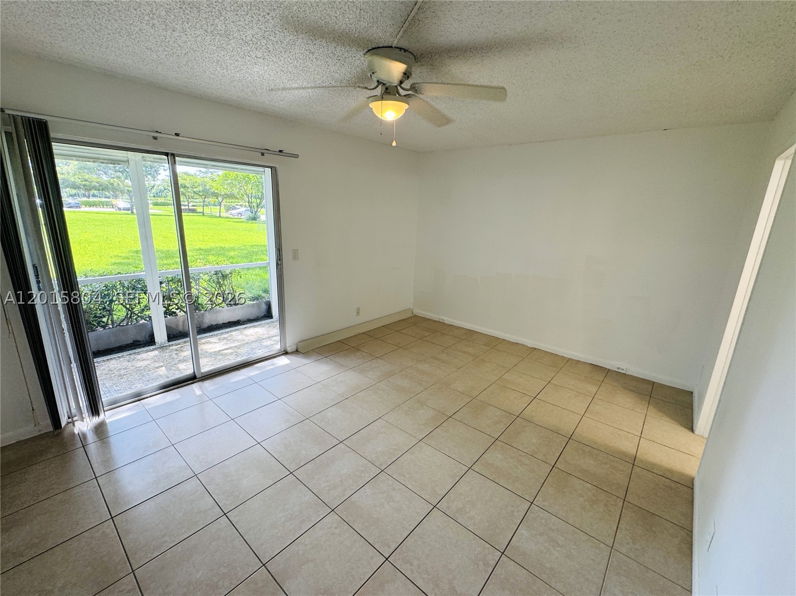 138 Fanshaw D Property Photo 8
