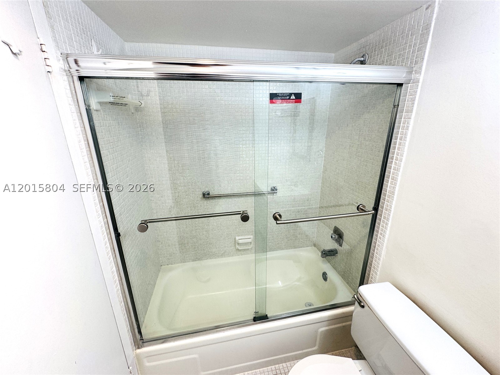 138 Fanshaw D Property Photo 10