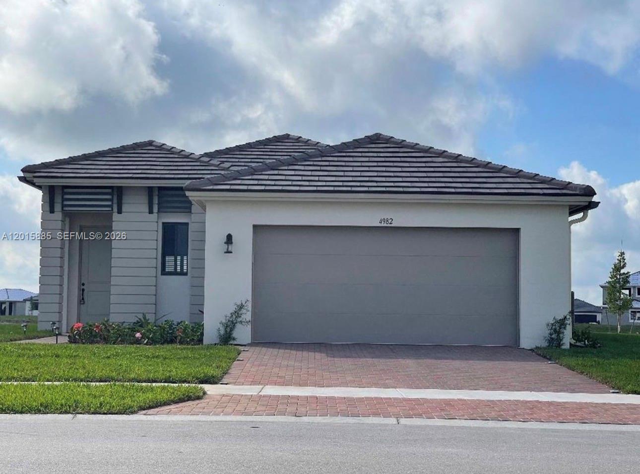 4982 Brigata Way Property Photo 1