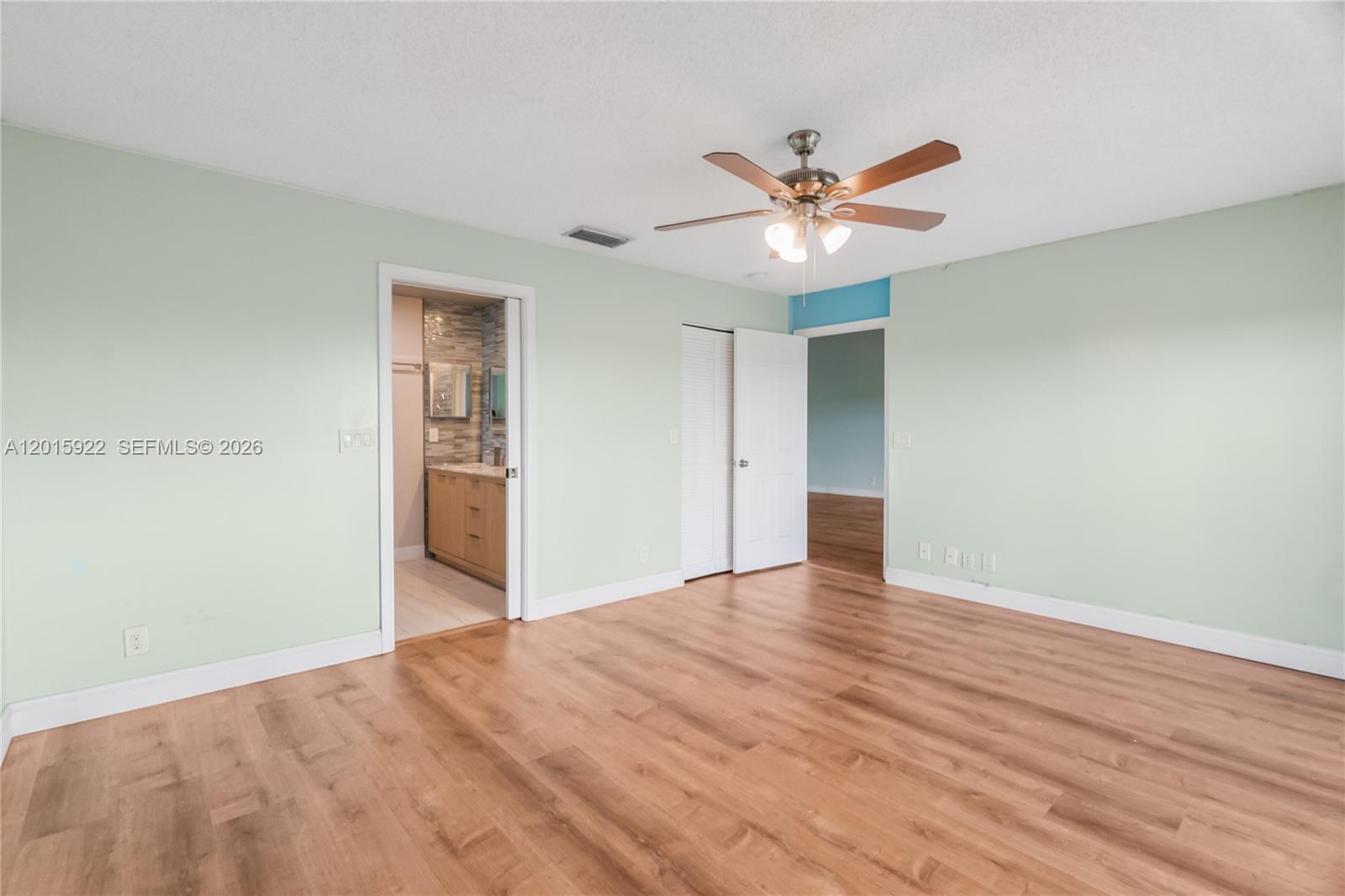 20013 Mona Cir Property Photo 21
