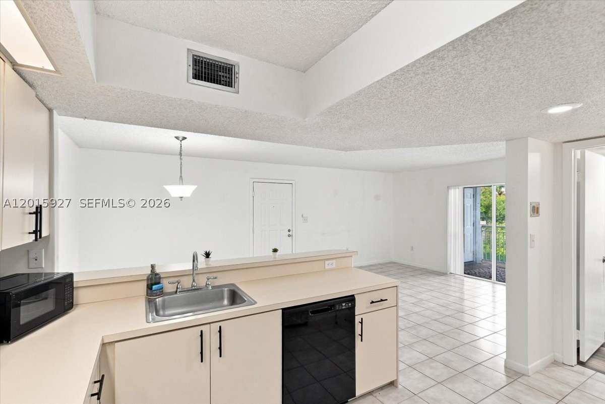 8660 Sw 212th St 306 Property Photo 13