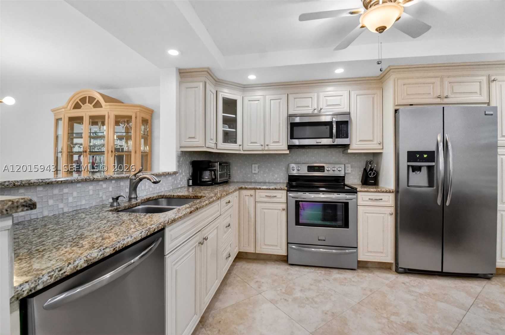 300 John F Kennedy Dr 101 Property Photo 16