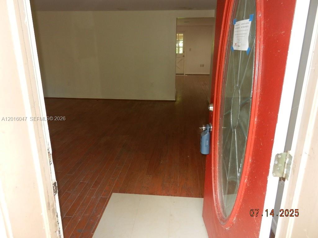 18950 Sw 240th St Property Photo 4
