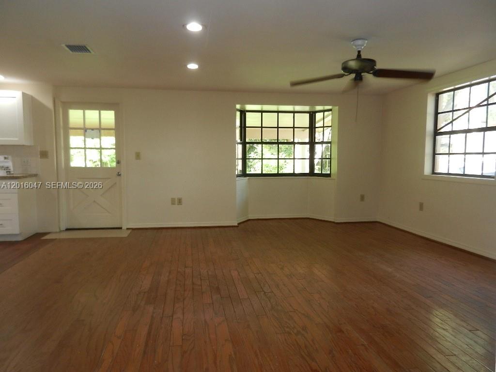 18950 Sw 240th St Property Photo 7