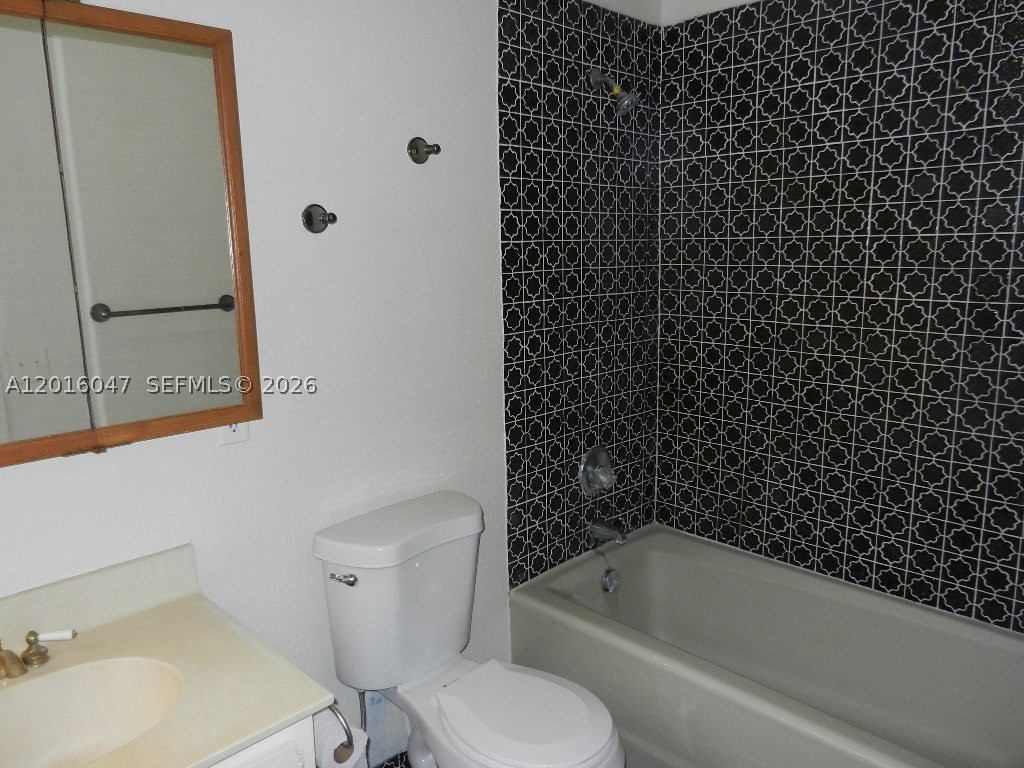 18950 Sw 240th St Property Photo 36