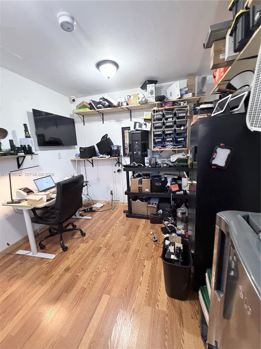 188 Property Photo 16