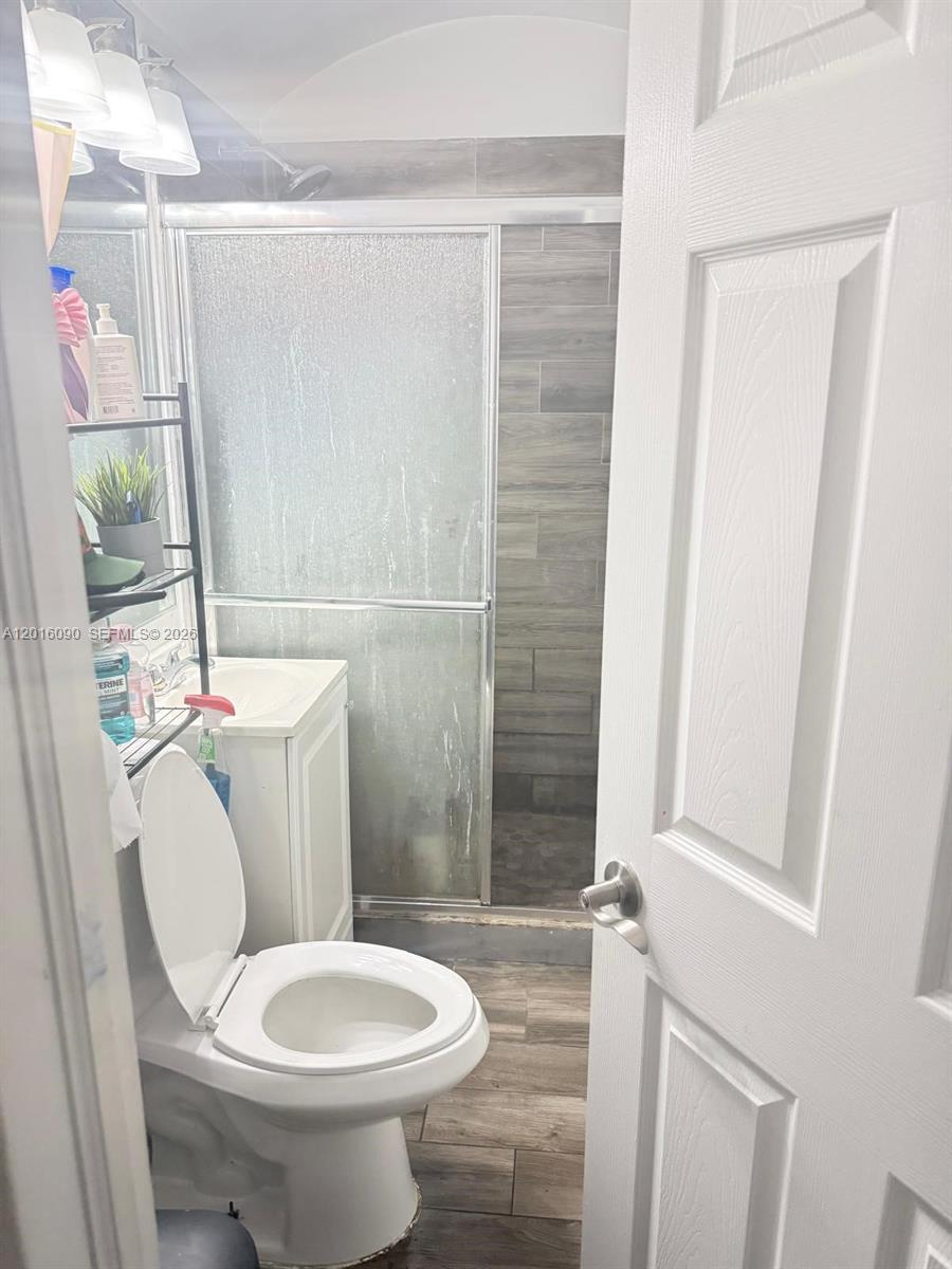 920 Euclid Ave 3 Property Photo 11