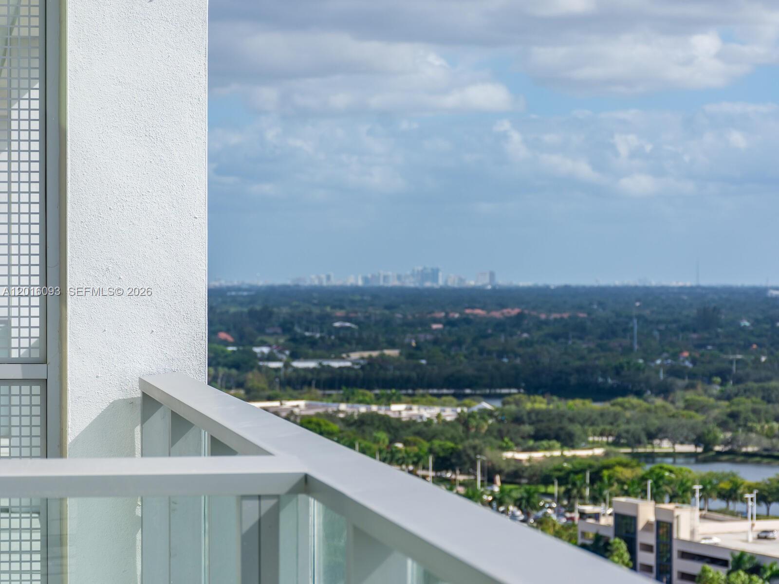 2000 S Metropica Way 2007 Property Photo 19