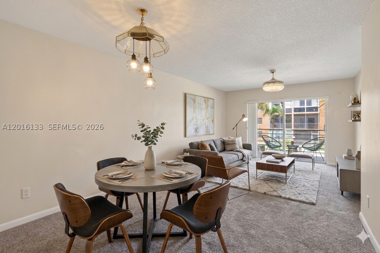 3048 E Sunrise Lakes Dr 220 Property Photo 2