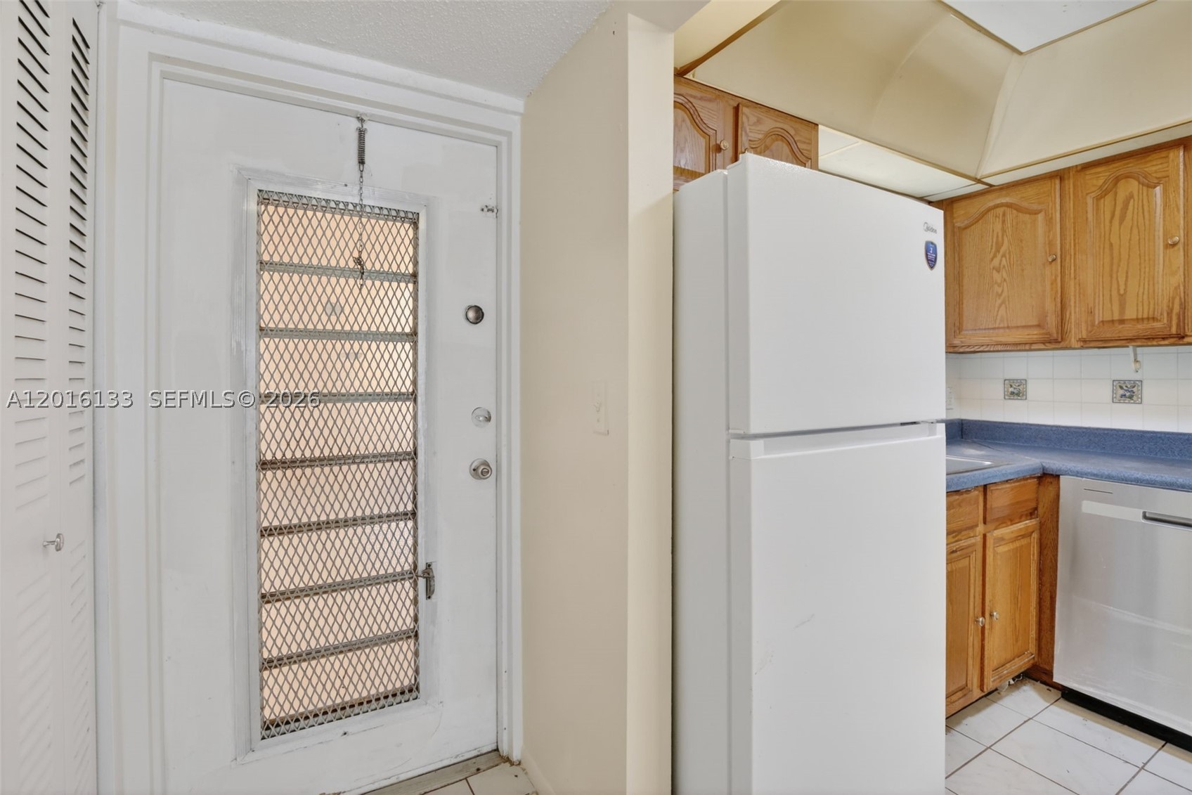3048 E Sunrise Lakes Dr 220 Property Photo 11