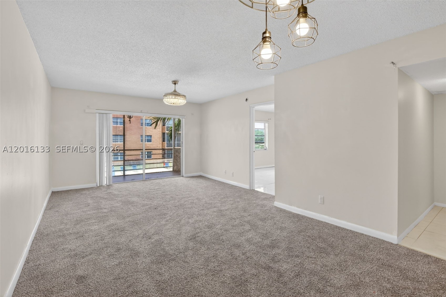 3048 E Sunrise Lakes Dr 220 Property Photo 14