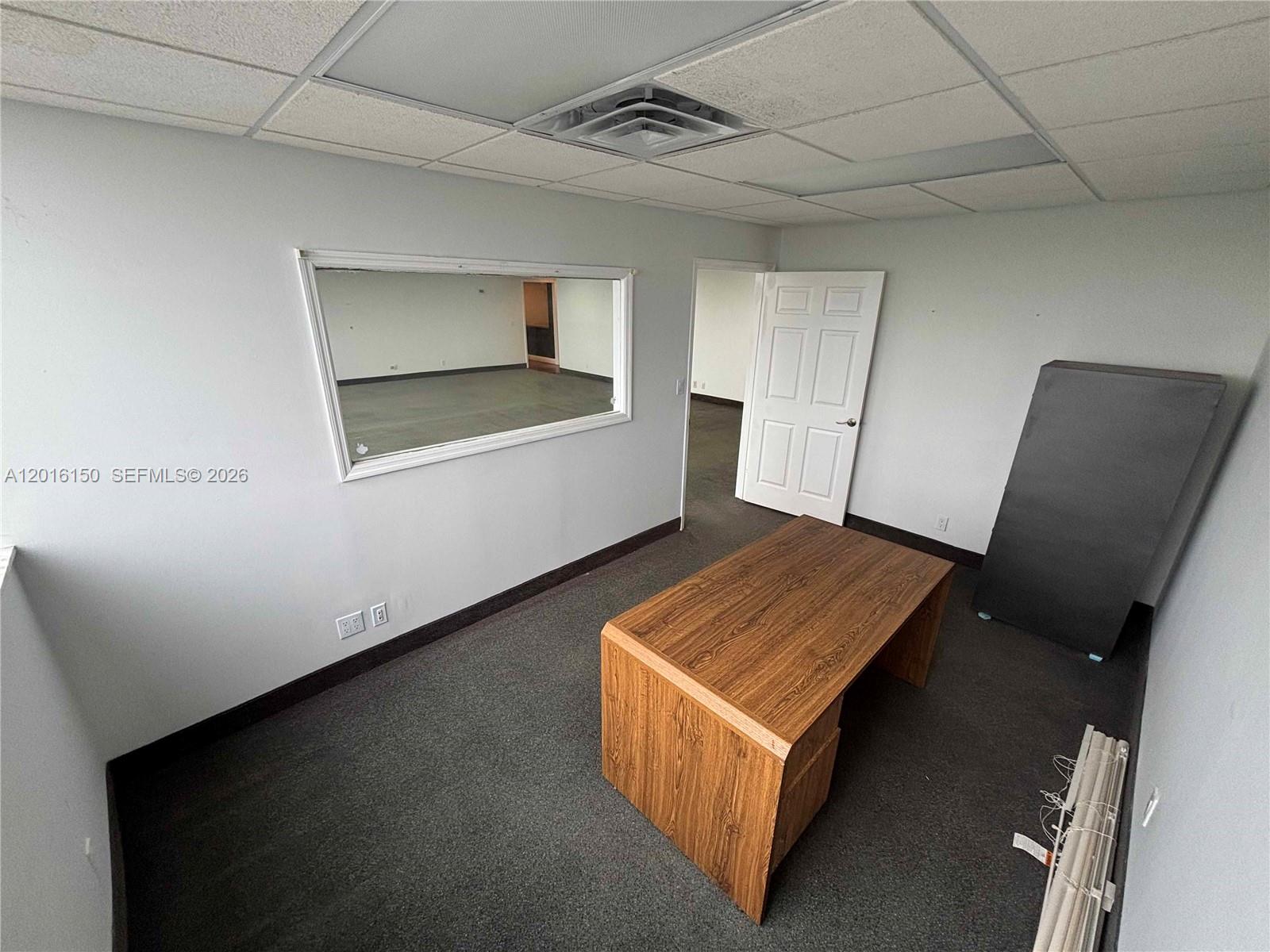 2727 E Oakland Park Blvd 305 Property Photo 17