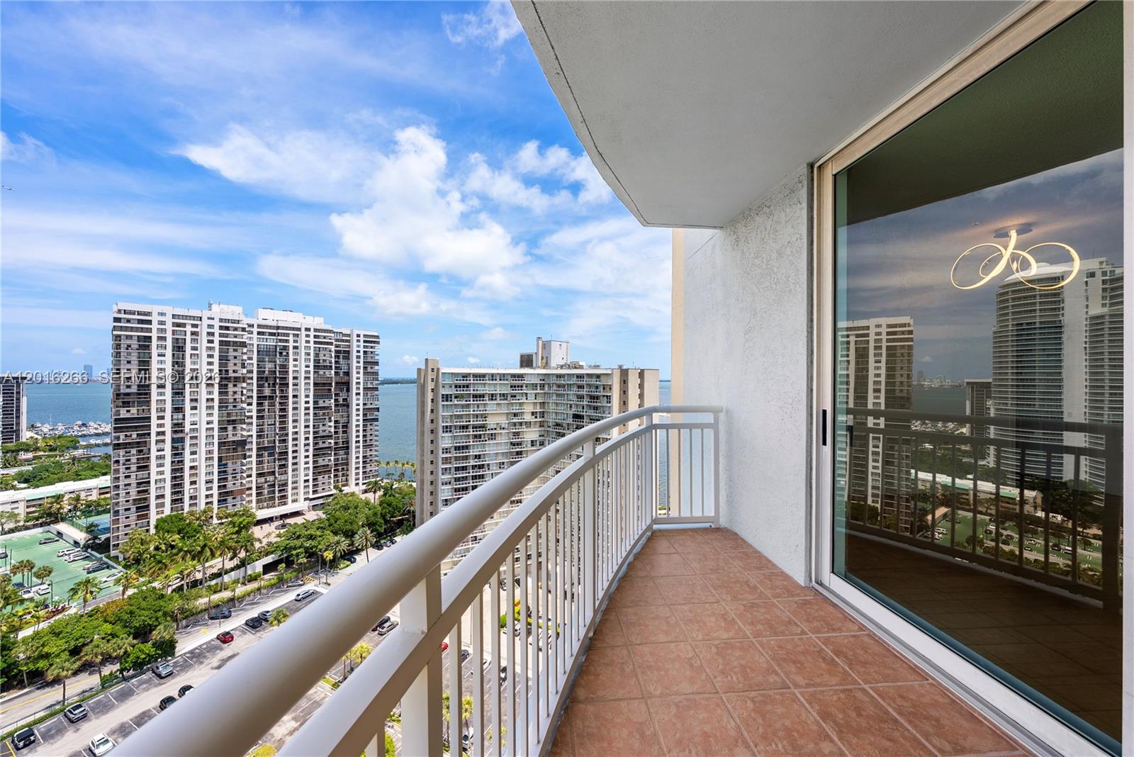 2475 Brickell Ave 2206 Property Photo 2
