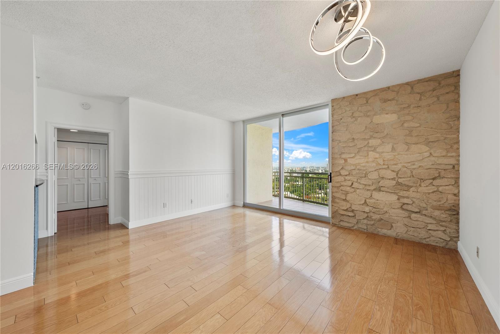2475 Brickell Ave 2206 Property Photo 15